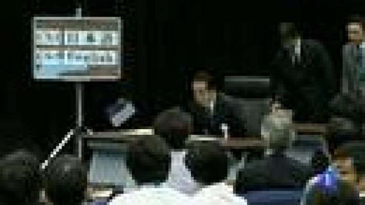 Telediario 1 - Naoto Kan pide perdón