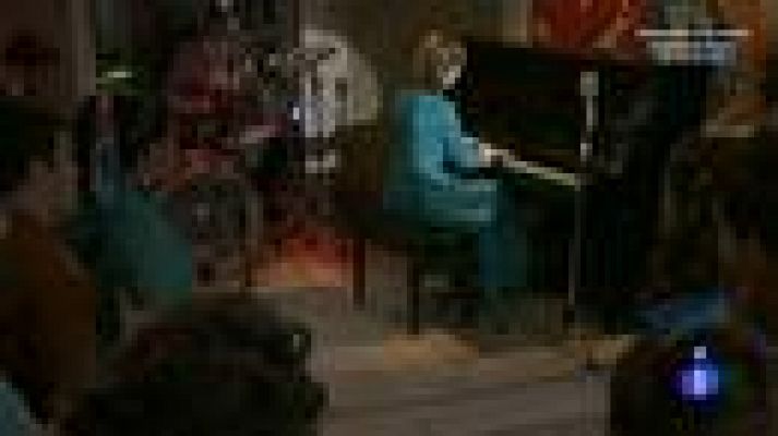 Amar en tiempos revueltos - La canción de Cecilia