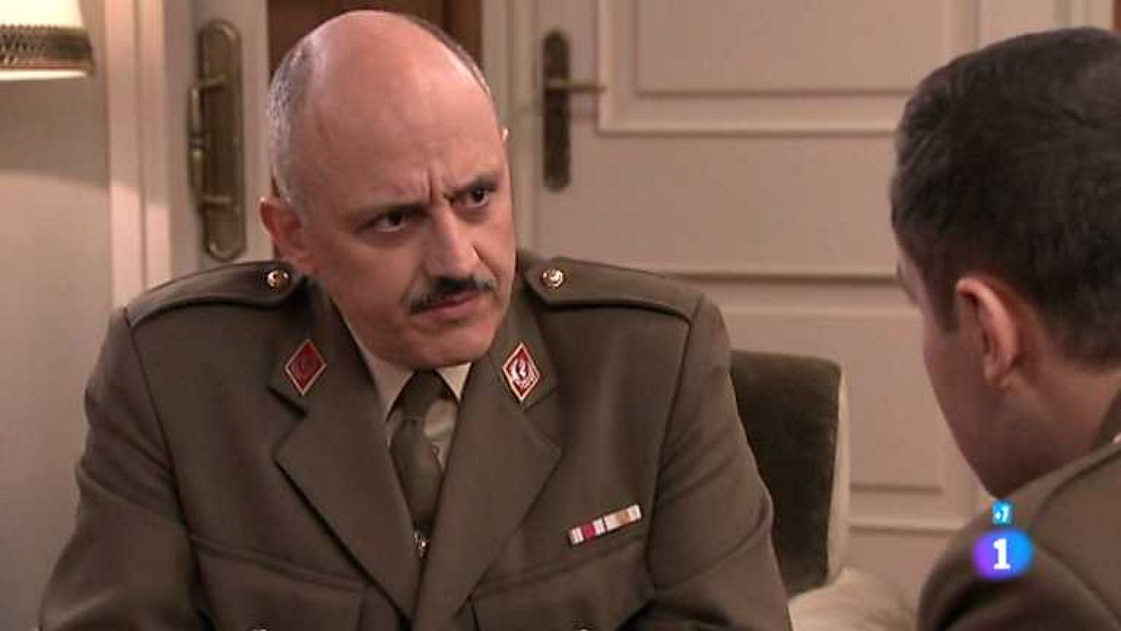 Amar en tiempos revueltos - T7 - Capítulo 185 - Eugenio manipula a Olavide para que se sienta responsable y vaya a buscar a Cecilia - Ver ahora