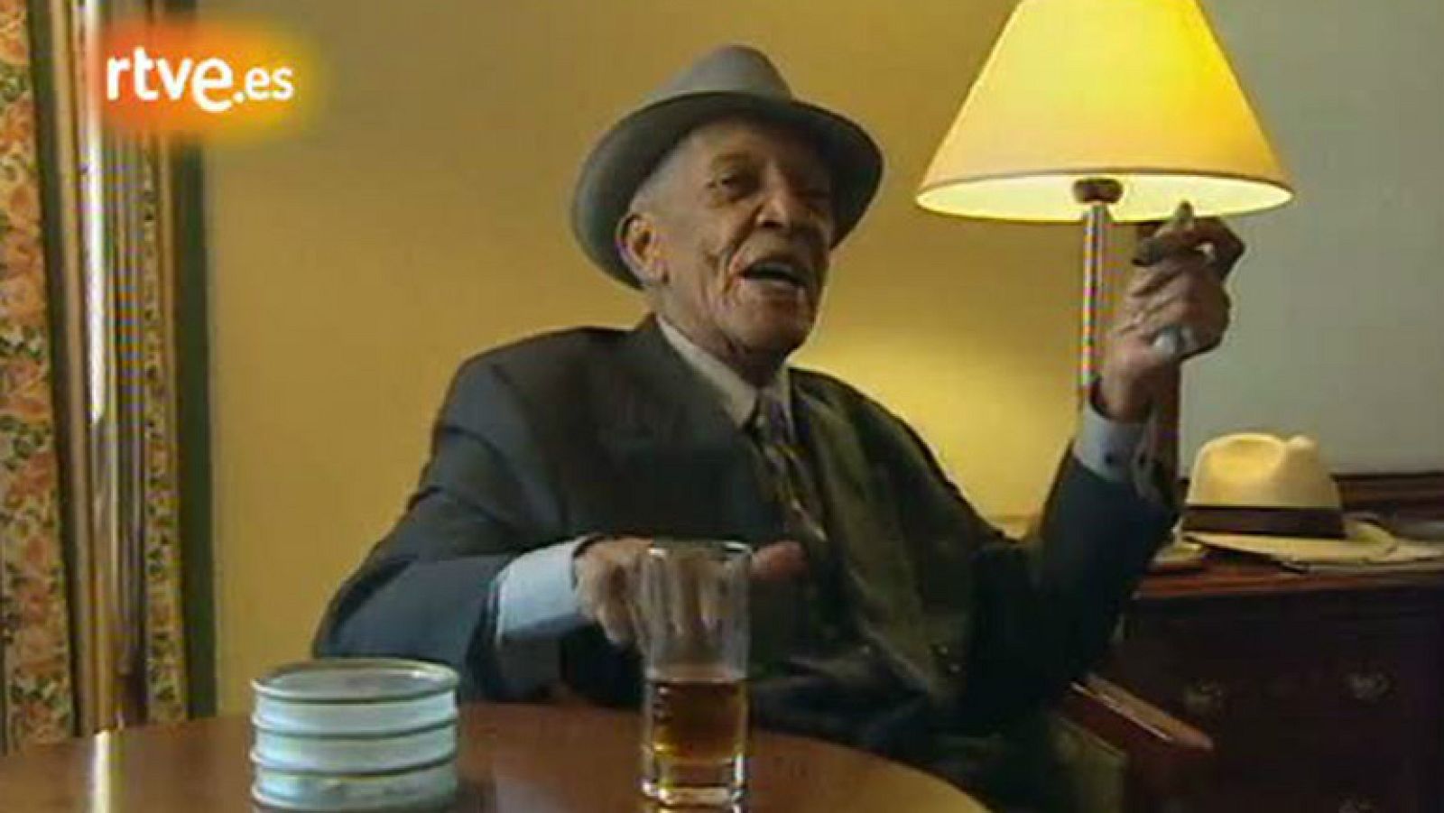 Informe semanal - Compay Segundo, un nonagenario feliz