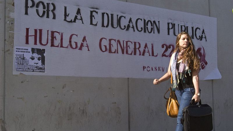 La Universidad de Sevilla vive un paro académico de 15 días contra los recortes