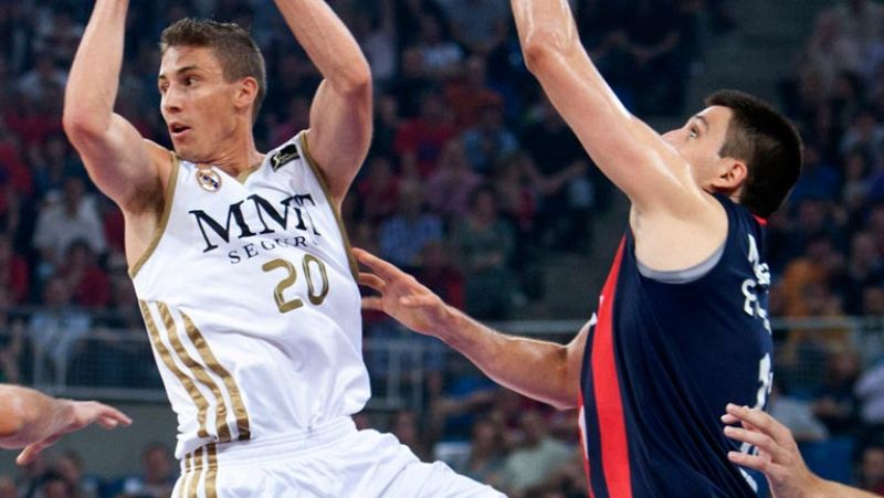 Caja Laboral 82-79 Real Madrid