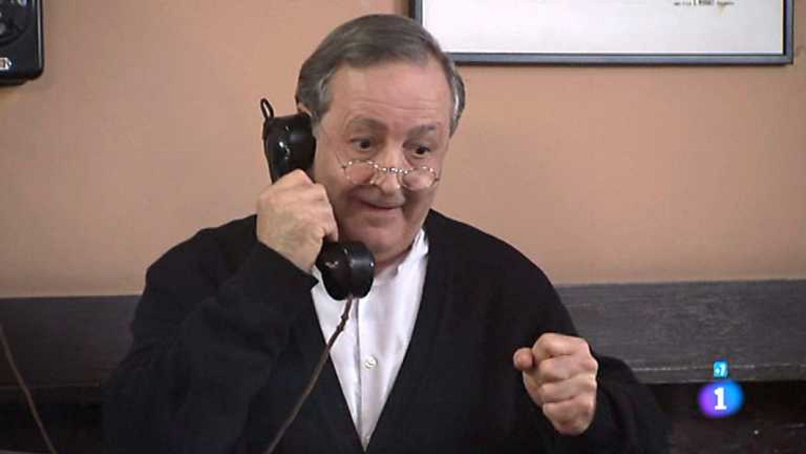 Amar en tiempos revueltos - T7 - Capítulo 187 - Cecilia admite delante de Rocío que se casará con Olavide amando a otro hombre - ver ahora