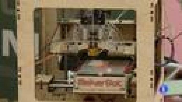 Telediario 1 - Milenium, feria internacional de inventores