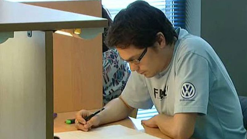 La selectividad más exigente para lograr becas arranca en Asturias