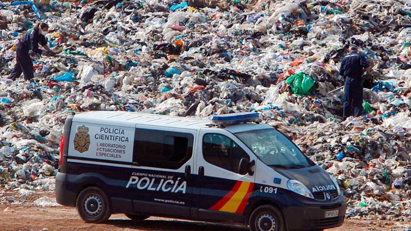 Encontrado el cadáver del niño desaparecido en el vertedero de Dos Aguas