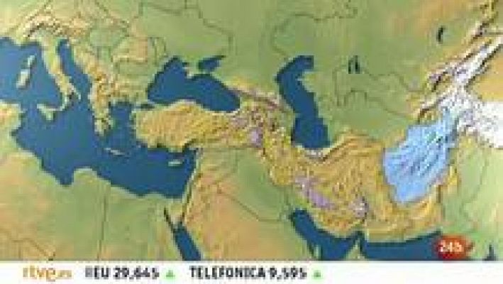 Informativo 24h - Una veintena de muertos en un atentado suicida en Afganistán