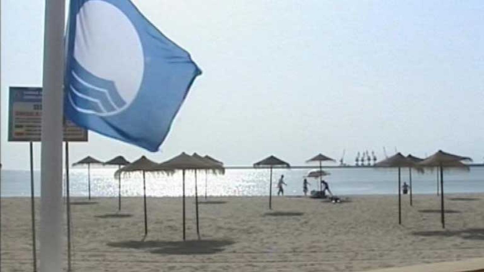 Récord de banderas azules en playas en España