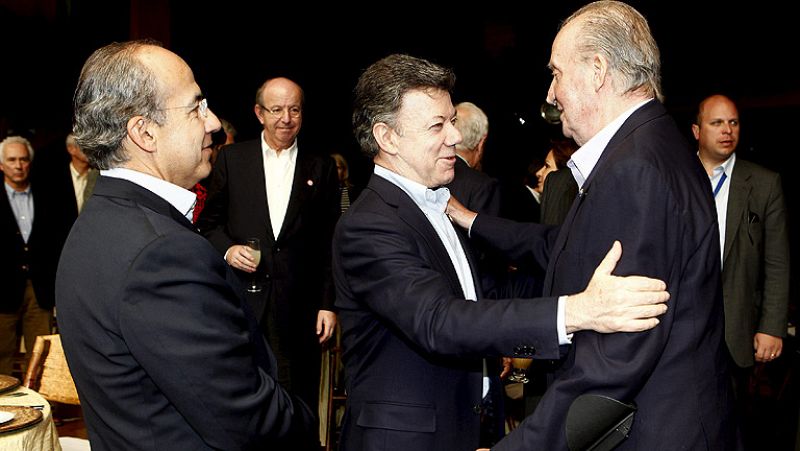 El Rey Juan Carlos culmina su viaje con los presidentes de la Alianza del Pacífico