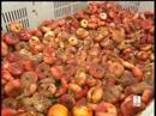  - Frutas y leche por los suelos