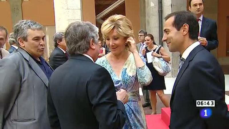 La Comunidad de Madrid reducirá a la mitad el número de diputados autonómicos, de 129 a 65