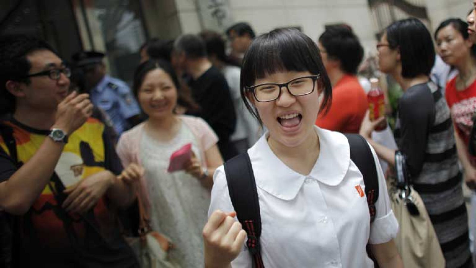 Nueve millones de estudiantes chinos se han presentado hoy al "gaokao", la selectividad