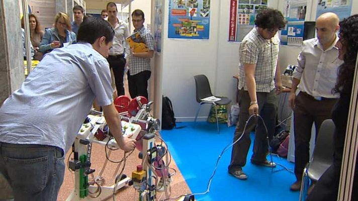 Telediario 1 - Robots al servicio de la sociedad