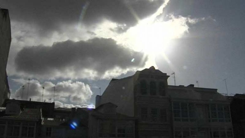 Viento fuerte en el Ampurdán y Alborán con descenso de temperaturas