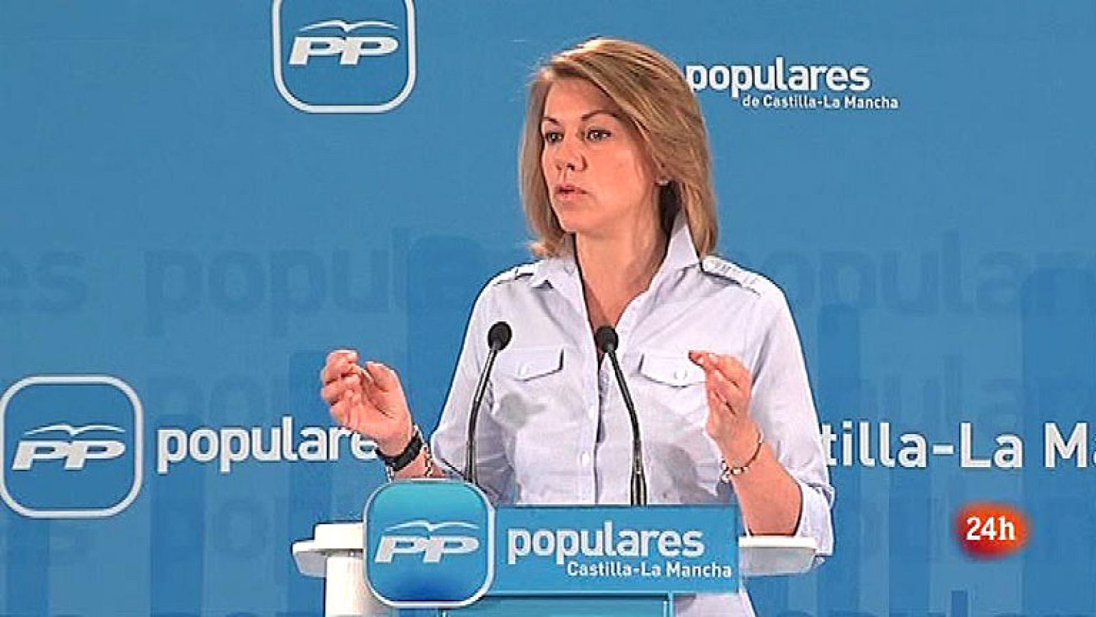 La secretaria general del PP, María Dolores de Cospedal, ha asegurado hoy que "no hay incertidumbre sobre la economía española" y que España "tiene la solidez suficiente para aguantar la situación actual y salir airosa de los momentos en que nos encontramos".