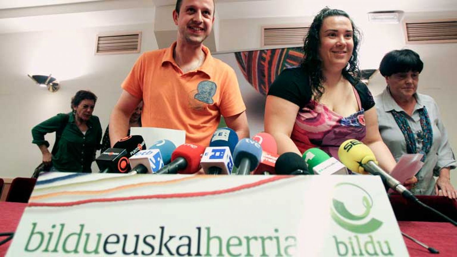 "Euskal Herria Bildu", nueva marca de la Izquierda Abertzale