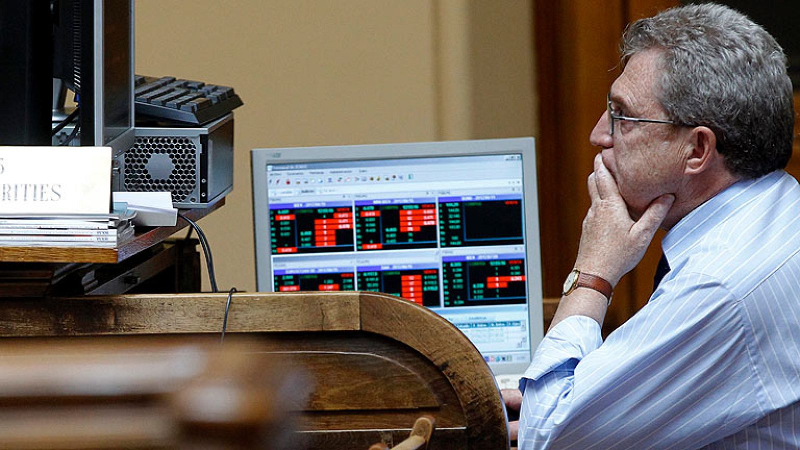 La prima de riesgo se desinfla y la Bolsa se dispara en la apertura