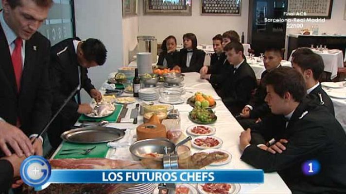 +Gente - Nos colamos en una escuela de chefs