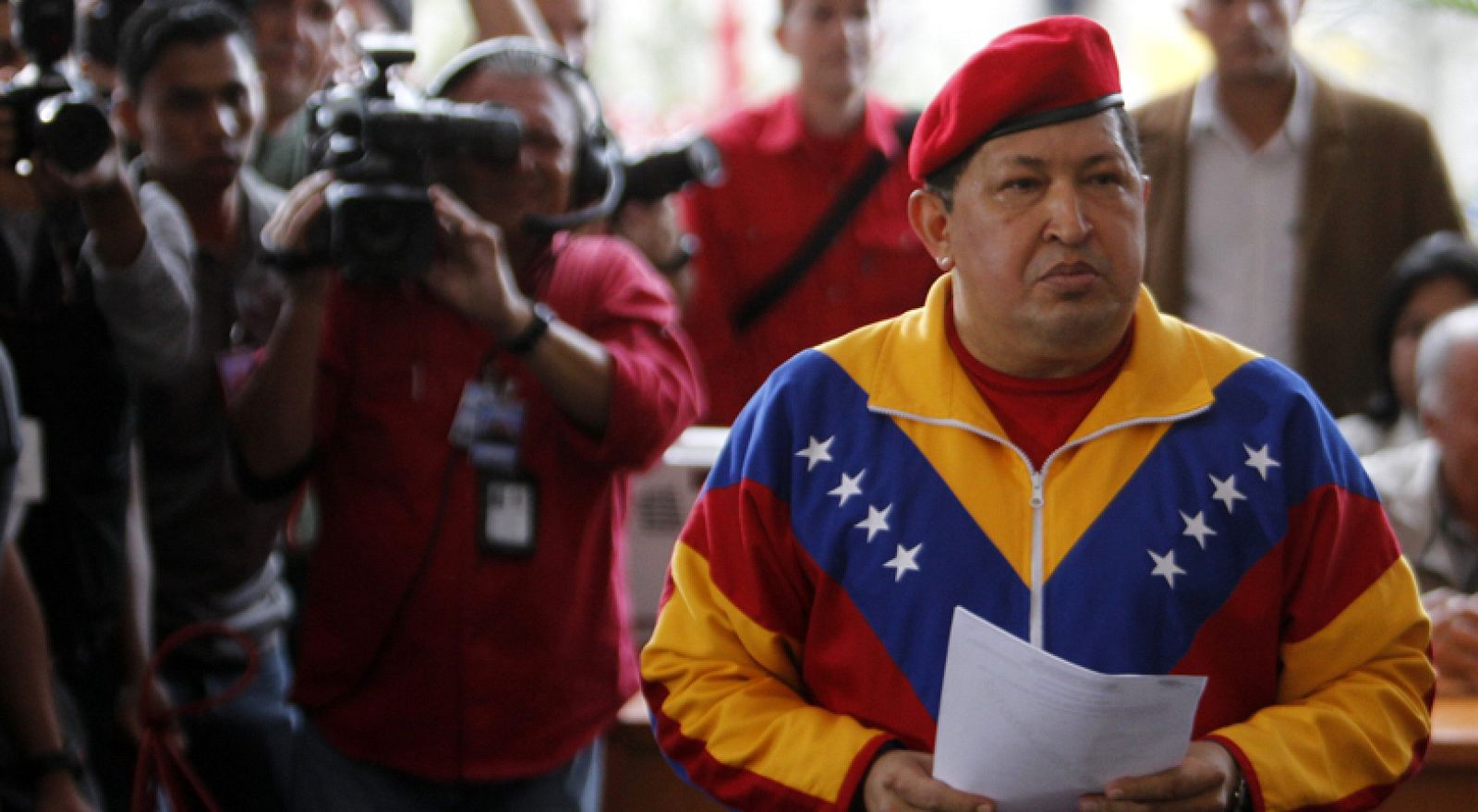 Hugo Chávez presentará su candidatura para las presidenciales de octubre