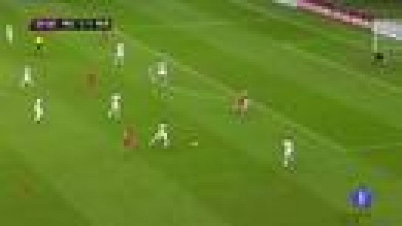 Aficionados rusos y polacos se enfrentan en Varsovia