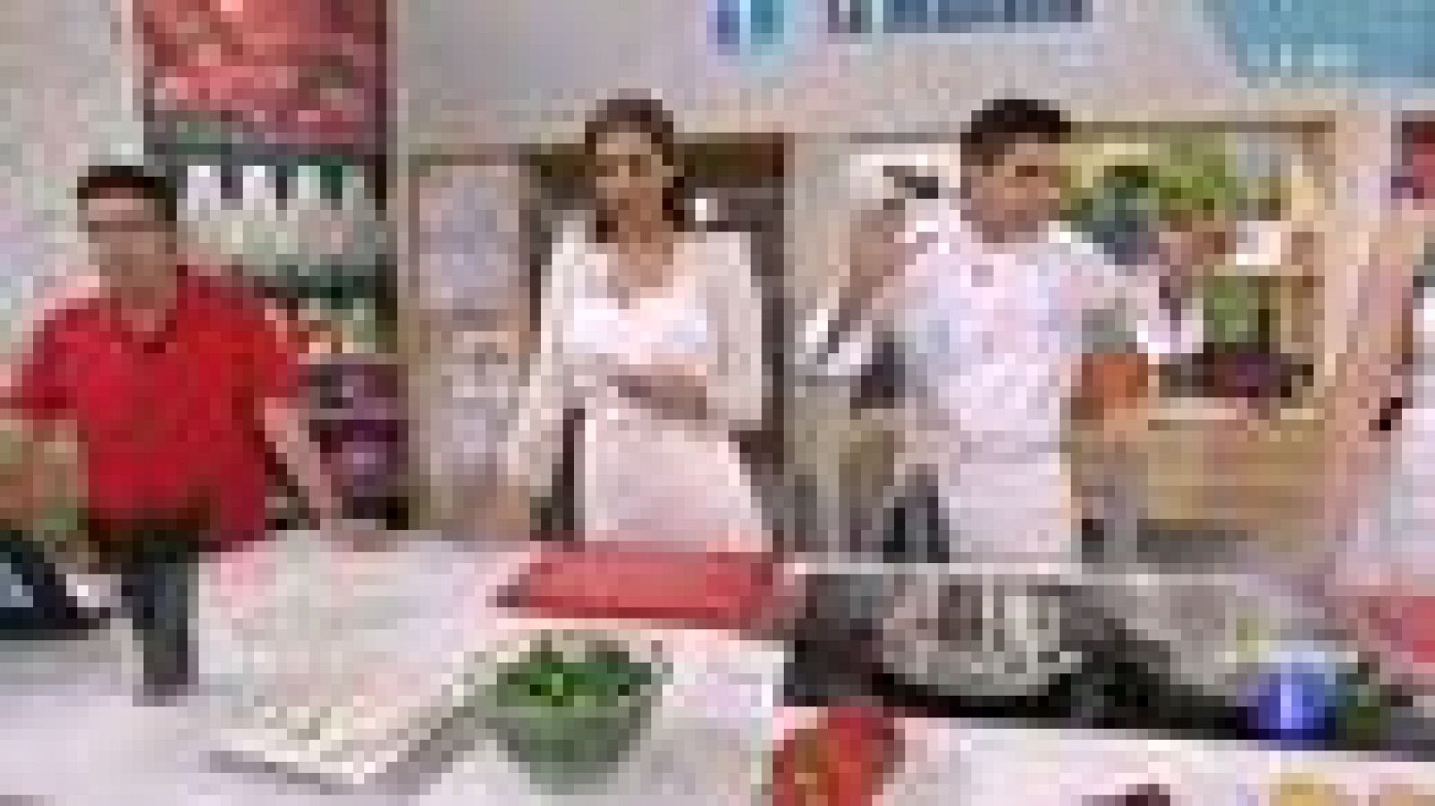 Espaguetis con sepia, espinacas y patatas gratinadas