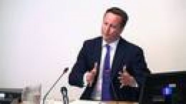 Telediario 1 - Cameron ante la comisión Leveson