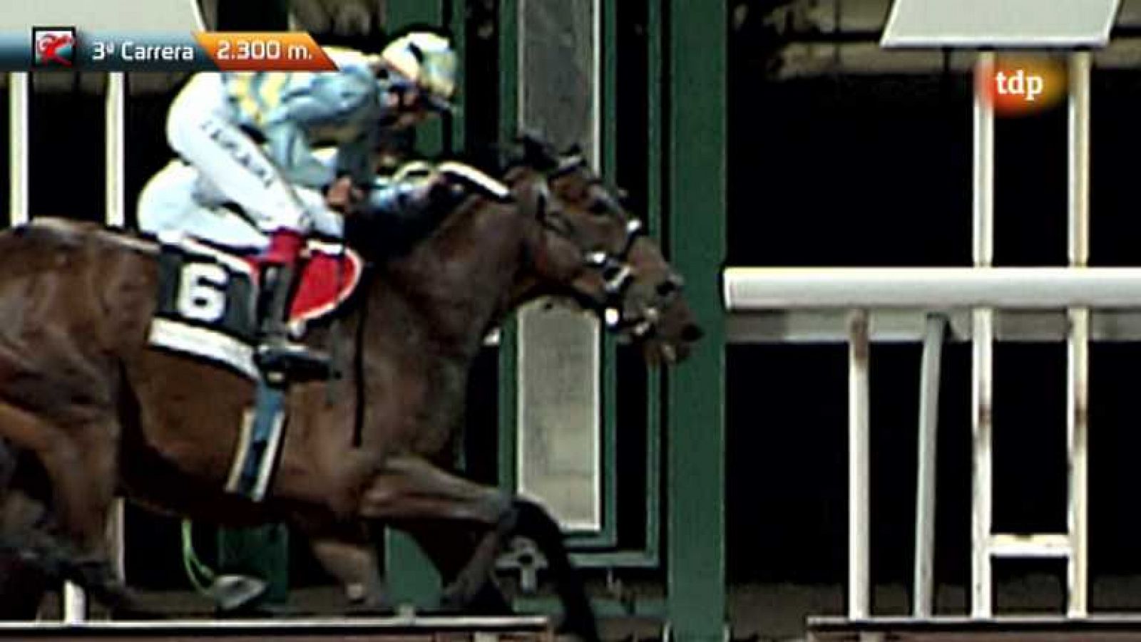 Turf - Carreras de caballos - 14/06/12 -  ver ahora