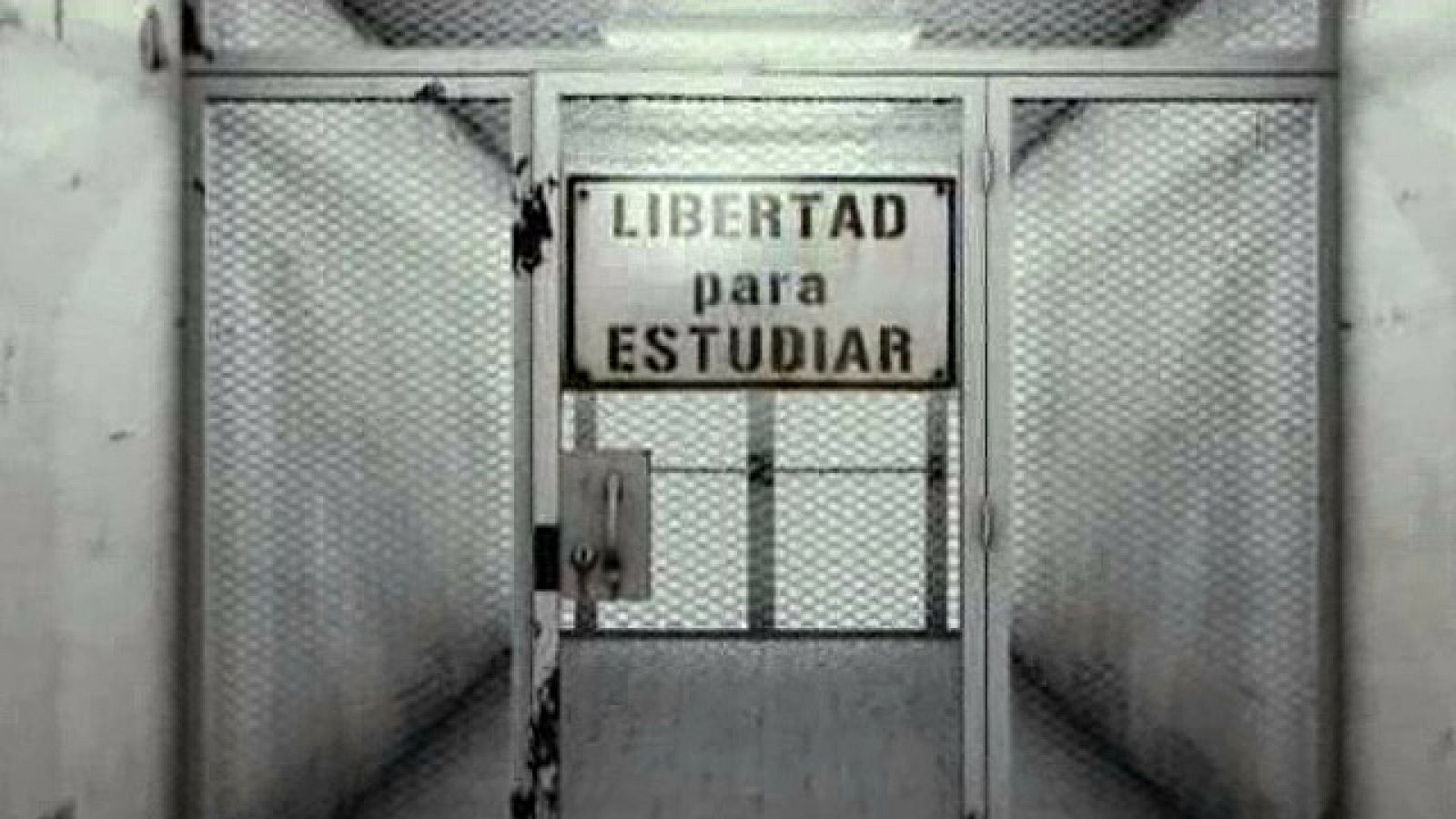 Mujer y centros penitenciarios.