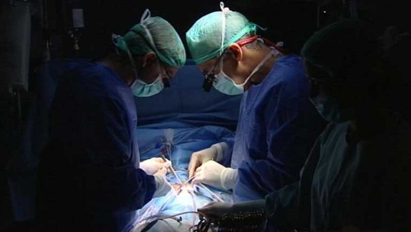 Aumenta en España el número de personas que sobreviven a operaciones de corazón