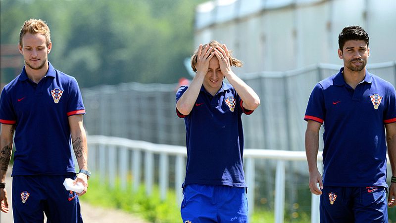 El centrocampista de la selección croata, Luka Modric, ha asegurado que su equipo "siempre" eleva su rendimiento cuando no parte como favorito como le ocurrirá este lunes frente a España, por lo que está convencido de que el equipo balcánico puede "s