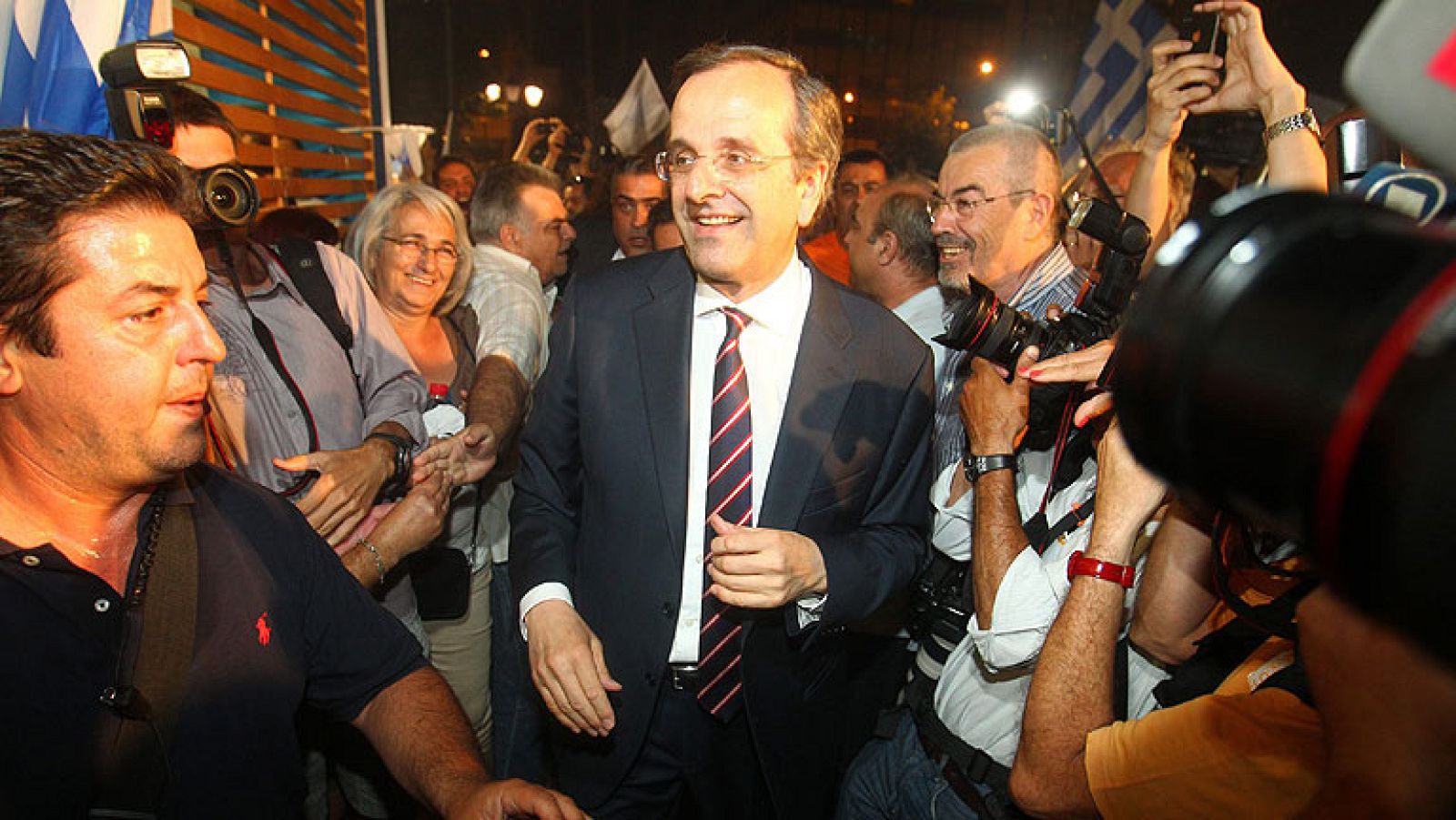 VICTORIA PROEUROPEÍSTA EN LAS ELECCIONES GRIEGAS 17 DE JUNIO DE 2012