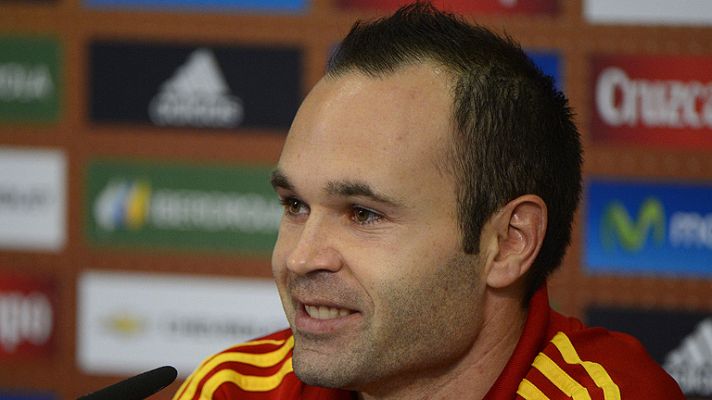 Telediario 1 - Iniesta: "Le diría a la gente que esté tranquila"