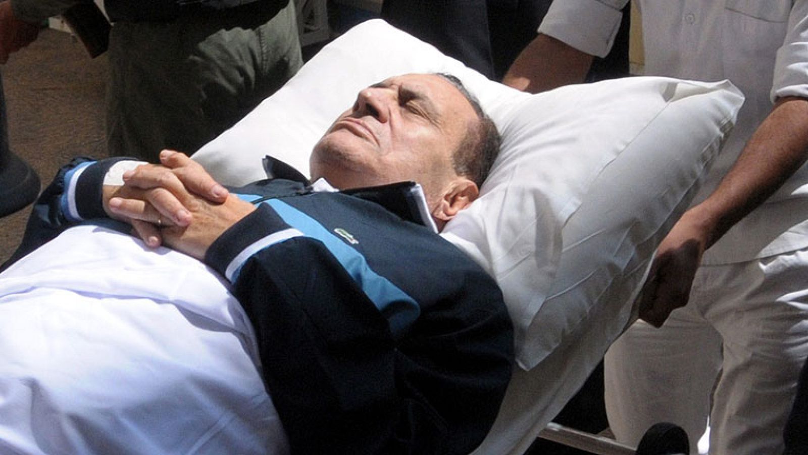 Hosni Mubarak, clínicamente muerto tras sufrir una parada cardiaca