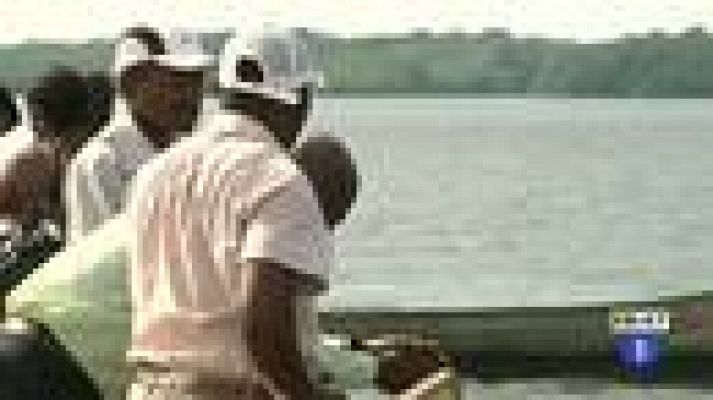 Telediario 1 - Cada mes, 1.200 colombianos buscan refugio en Ecuador