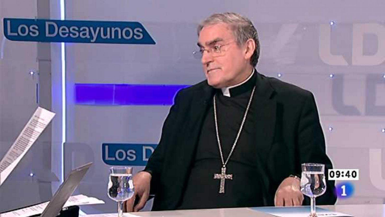 Los desayunos de TVE - Lluis Martínez-Sistach, cardenal arzobispo de Barcelona; Oriol Pujol, presidente de CiU en el Parlament de Catalunya