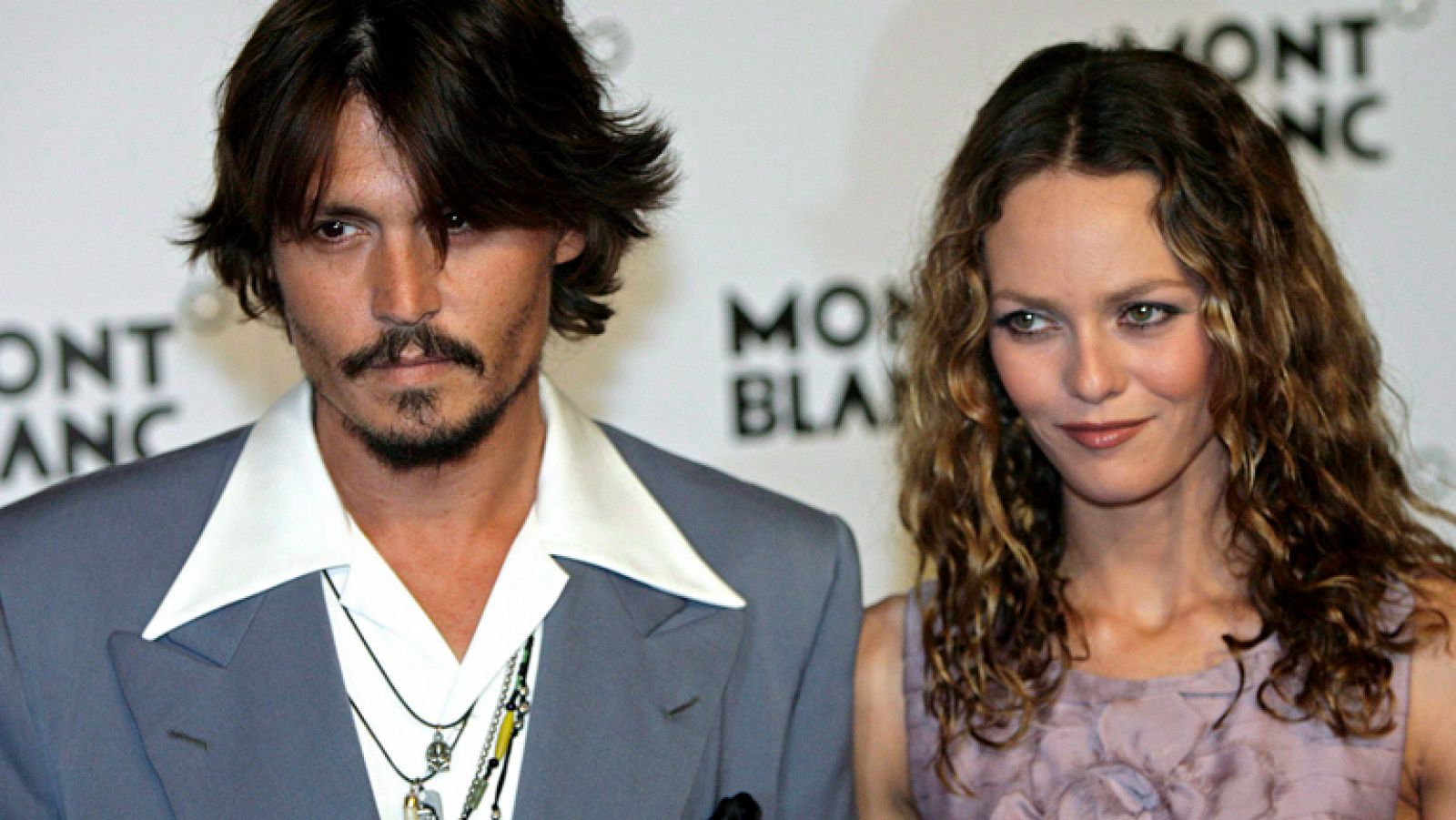 La mañana de La 1 - Johnny Depp anuncia su separación de Vanessa Paradise