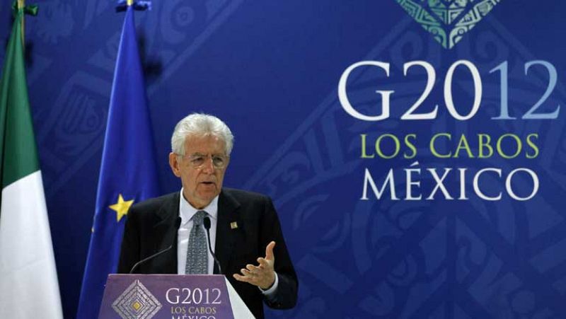 Monti propone el uso del fondo de rescate para comprar deuda española e italiana