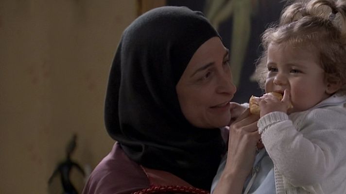 Amar en tiempos revueltos - La madre de Marisol es Candelaria