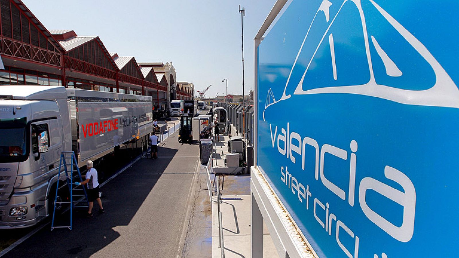 Valencia ya está preparada para el Gran Premio de Europa, por el que se han realizado exhaustivos controles de seguridad en la ciudad del Turia.