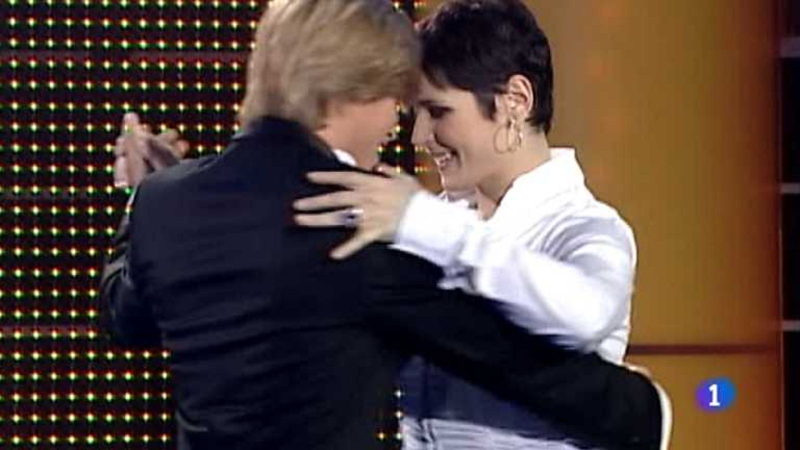 Cómo hemos cambiado - Bailar pegados - Ver ahora