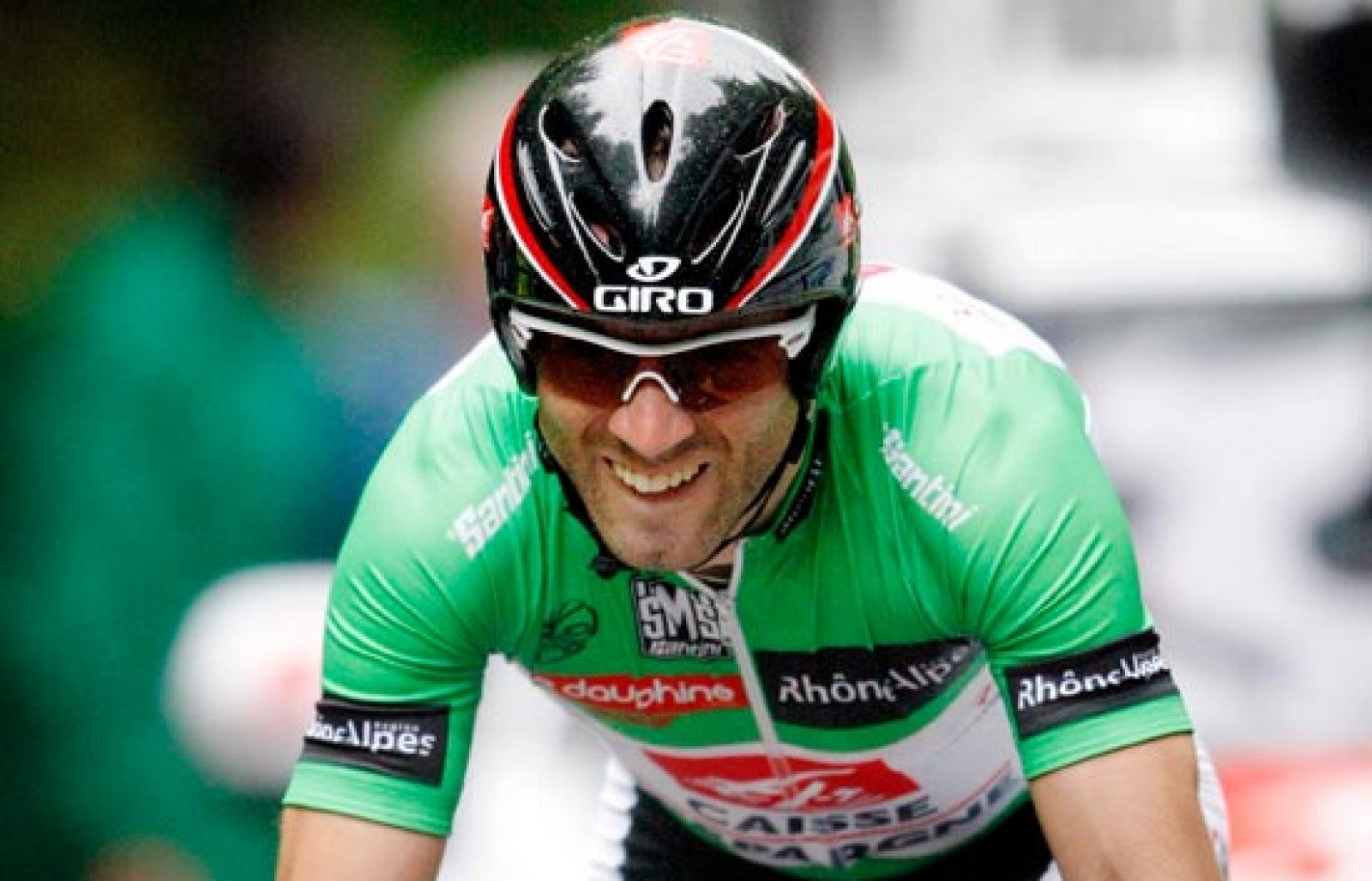 El ciclista español del Caisse d'Epargne gana la tercera etapa del criterium Dauphiné Liberé, una contrarreloj, y se pone líder por delante de Levi Leipheimer y Cadel Evans, que quedan a 23 y 37 segundos, respectivamente.