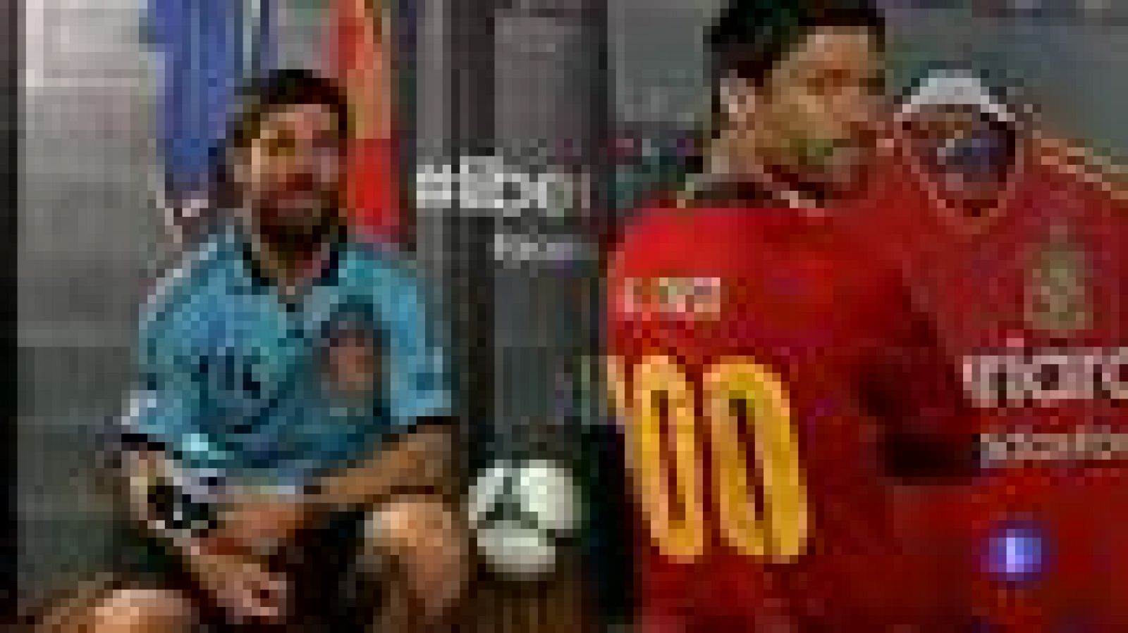 Telediario 1: Xabi Alonso y Busquets, mediocampo indiscutible de la Roja | RTVE Play