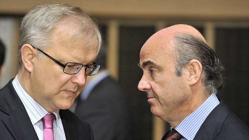 De Guindos espera que el rescate bancario sea un crédito a más 15 años y con tipos inferiores al 4%