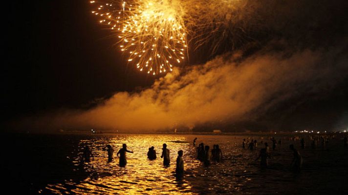 Telediario 1 - Celebración de la noche de San Juan