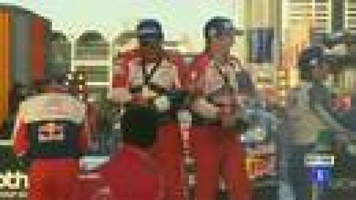 Telediario 1 - Loeb consigue en Nueva Zelanda su quinta victoria del año