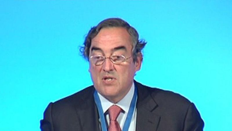 El presidente de la CEOE opina que, "sin una regeneración ético-moral, nada puede mejorar"