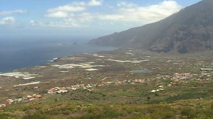 Telediario 1 - La tierra tiembla en El Hierro