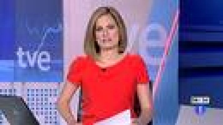 Telediario 1 - Moody's rebaja entre uno y cuatro escalones la calificación de la deuda de 28 bancos españoles