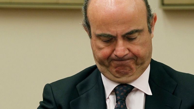 De Guindos: Bruselas quiere un 'banco malo' para reunir los activos problemáticos de los bancos