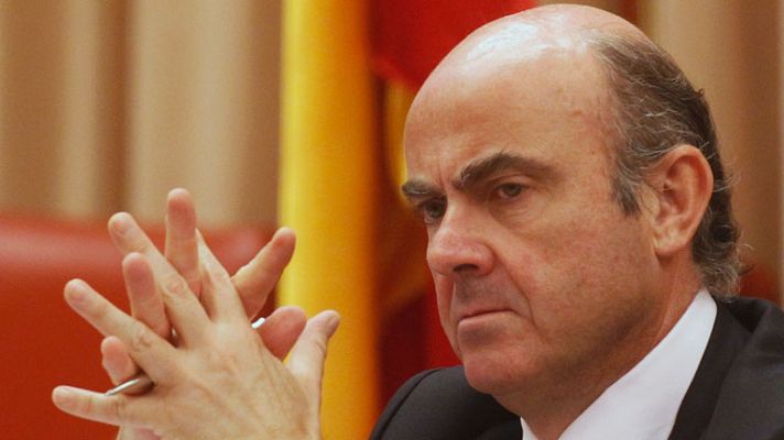 Telediario 1 - De Guindos comparece en el congreso